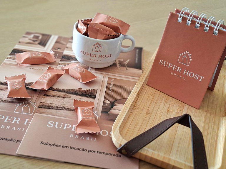 SHB - Beachfront: Varanda, Piscina e Por do Sol