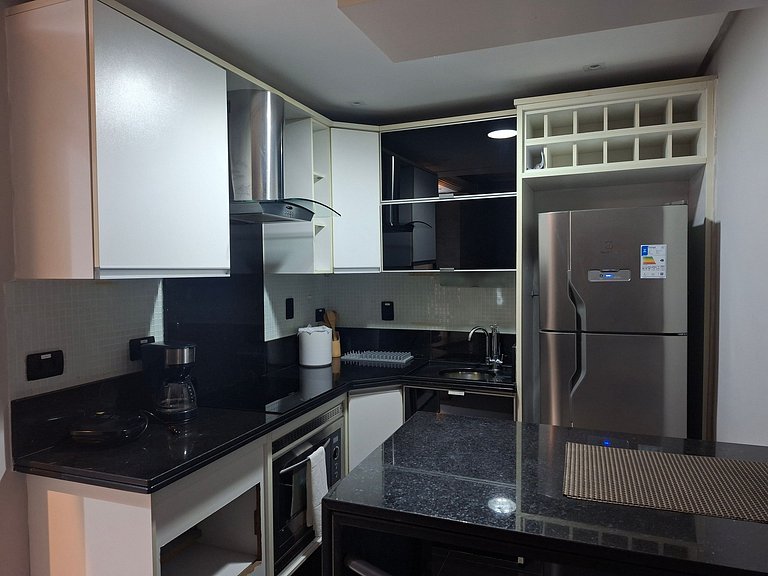 SHB - Piscina | Salão de Jogos | Central