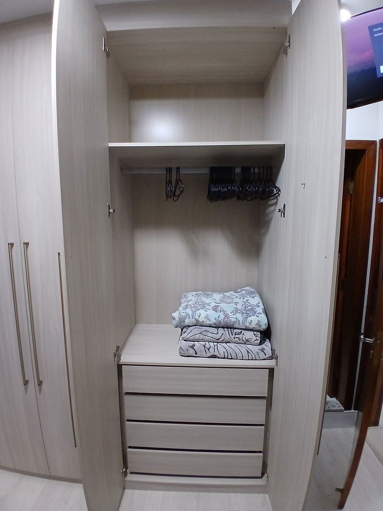 SHB • Pé na Areia | Vista Mar | Comércios