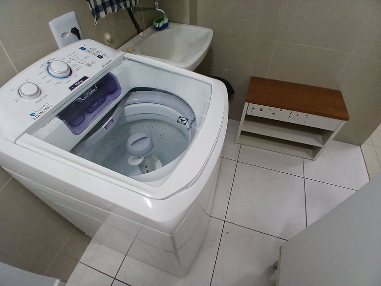 SHB • Pé na Areia | Vista Mar | Comércios