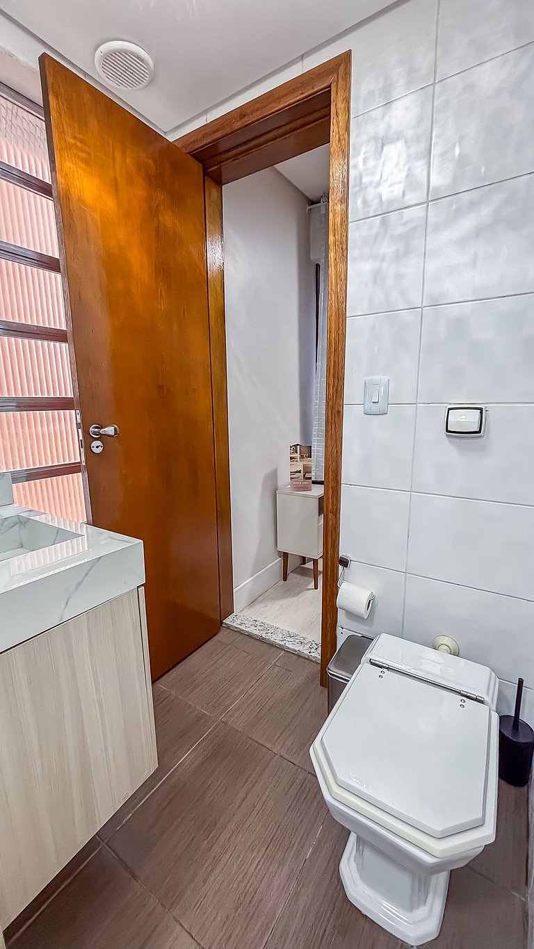 SHB • Pé na Areia | Vista Mar | Comércios