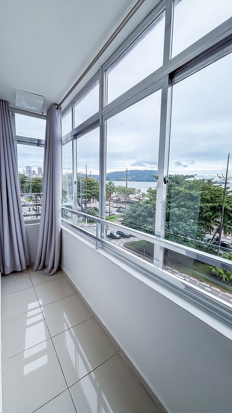 SHB • Pé na Areia | Vista Mar | Comércios