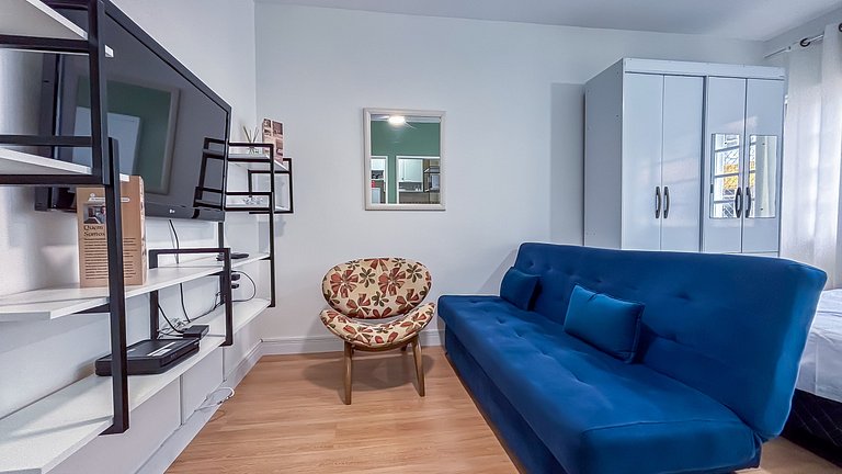 SHB • Pé na areia | Studio | Comércios