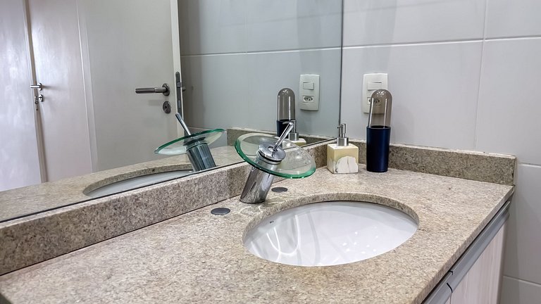 SHB - Requinte, Vista Mar e Piscina!