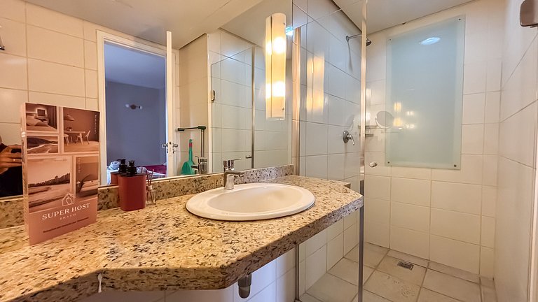 SHB - Beachfront: Varanda, Piscina e Por do Sol