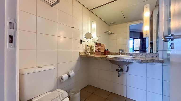 SHB - Beachfront: Varanda, Piscina e Por do Sol