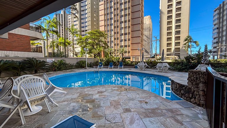 SHB • Churrasco | Piscina | 1 Quadra da Praia