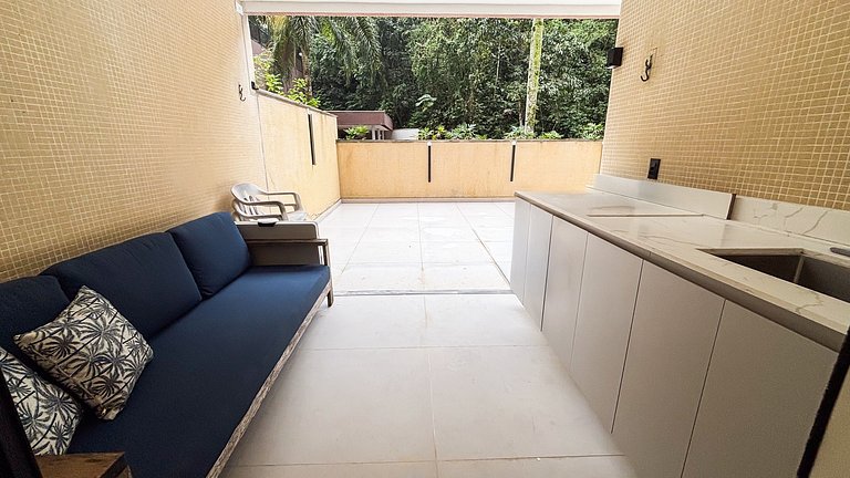 SHB • Alto Padrão | Quintal Privativo | 2 Vagas